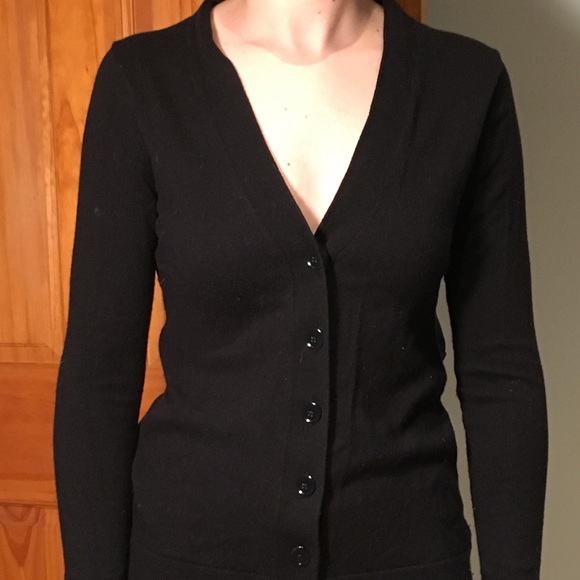 gap black cardigan